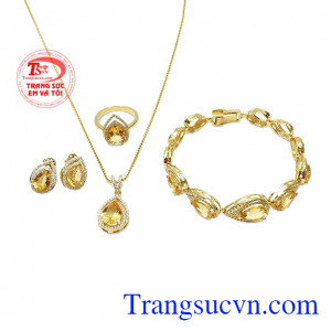 Bộ trang sức thạch anh vàng thịnh vượng