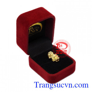 Charm tỳ hưu thịnh vượng kim tiền đem đến tài lộc cho bạn.