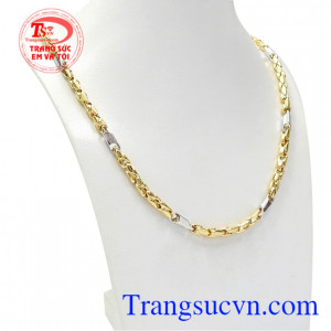 Với kích cỡ vừa phải sẽ mang đến sự tự tin và phong thái đĩnh đạc cho nam giới.