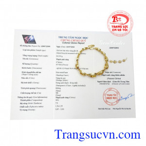 Thạch anh vàng là loại đá mang đến tài lộc và thu hút tiền tài.Lắc tay thạch anh vàng thịnh vượng