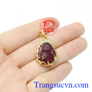Nó mang đến tình yêu, xua tan muộn phiền. Mặt dây hồ lô bình an tourmalin
