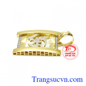 Sản phẩm có thể đặt chế tác theo yêu cầu, phù hợp với phong cách của khách hàng.