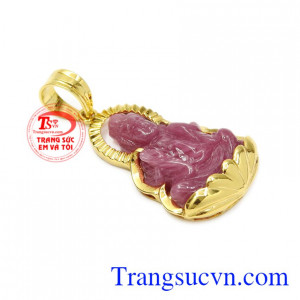 Phật Quan âm được biết đến là vị phật có lòng từ bi, bác ái, ngài luôn cứu trợ chúng sinh khỏi cảnh lầm than, tai ương.