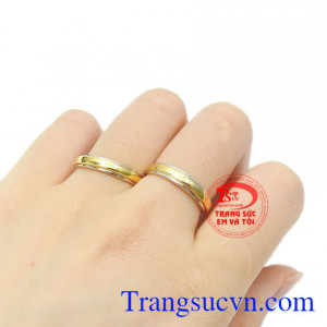 Với thiết kế không quá cầu kì sẽ giúp các cặp đôi hợp thời trang hơn.