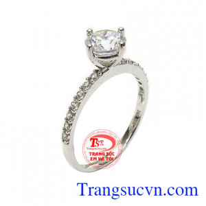 Nhẫn nữ đính đá yêu kiều vàng 10k được nhập khẩu từ Korea bền đẹp, chất lượng, kiểu dáng mới lạ