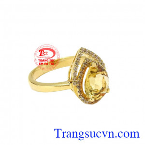 Thạch anh vàng thiên nhiên mang đến tài lộc cho gia chủ. Nhẫn nữ thạch anh vàng thịnh vượng