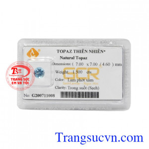 Viên Topaz bình an đem lại nhiều điều tốt lành, là lá bùa hộ mệnh cho những người mang mệnh Thủy và Mộc.