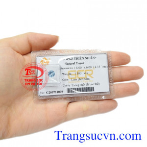 Viên Topaz là lá bùa hộ mệnh dành cho những người mệnh Thủy và Mộc.