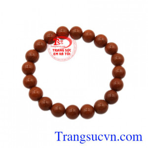 Người ta tin rằng khi đeo chuỗi tay này sẽ giúp làm dịu đi tâm trí và cảm xúc của người dùng.