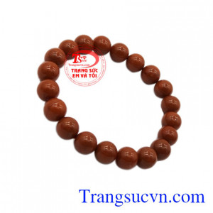 Ngoài ra còn mang lại nhiều lợi ích về mặt phong thủy cho người đeo.