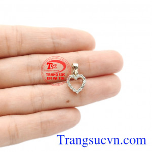 Sản phẩm là món quà ý nghĩa để dành tặng cho người phụ nữ của bạn. Mặt dây nữ yêu thương