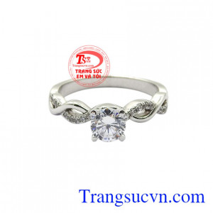 Đính hôn là thời khắc quan trọng, là cột mốc đánh dấu tình yêu của bạn bước sang một trang mới.