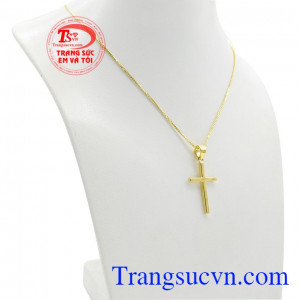 Bộ thánh giá vàng thời thượng là món quà ý nghĩa để dành tặng cho người thân hoặc bạn bè của bạn.