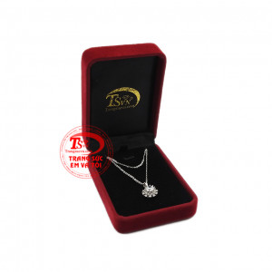 Bộ trang sức vàng trắng kiêu sa được bảo hành chu đáo, giao hàng toàn quốc.