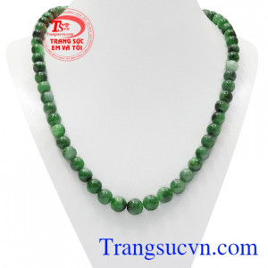Chuỗi cổ cẩm thạch bình an được chế tác tinh tế từ đá cẩm thạch thiên nhiên tạo nên một sản phẩm hoàn mỹ.