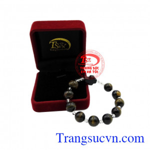 Chuỗi mân côi mắt hổ đẹp là trang sức may mắn cho người công giáo. 