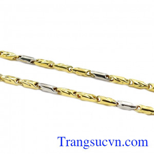 Sản phẩm phù hợp với nhiều độ tuổi. Với chế tác từ vàng tây 10k giúp sản phẩm bền đẹp và sáng bóng với thời gian. Dây chuyền nam can đảm