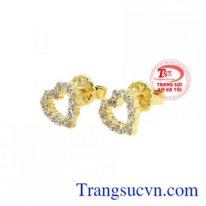 Hoa tai là món trang sức mà được rất nhiều các cô gái lựa chọn để làm đẹp.