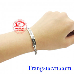 Lắc tay nam vàng trắng thời trang được chế tác từ vàng tây 10k bền đẹp, bảo hành chu đáo, giao hàng toàn quốc.