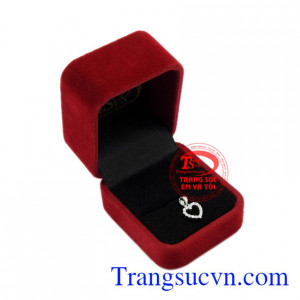 Mặt dây chuyền trái tim xinh xắn