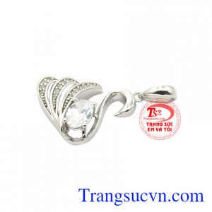 Thiên nga biểu tượng cho sự thánh thiện, đẹp đẽ, tình yêu thủy chung.