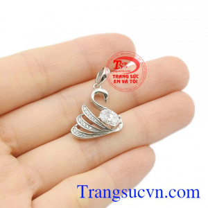 Mặt dây thiên nga tinh tế sự lựa chọn hoàn hảo dành cho bạn.