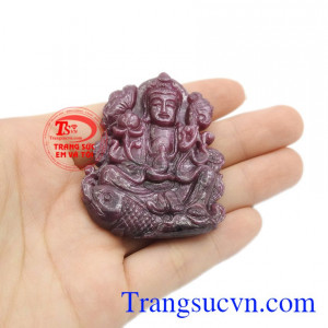 Mặt phật bà ruby bình an thích hợp bọc vàng để làm mặt dây đeo.