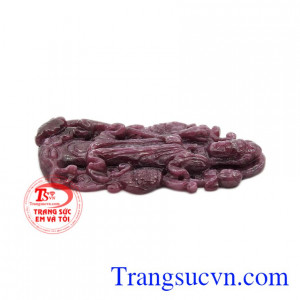 Không chỉ là mặt đá để bọc vàng, mà mặt phật còn mang ý nghĩa tâm linh.