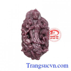 Mặt phật bà ruby cưỡi rồng là sản phẩm mới tại Trang sức Em và Tôi.