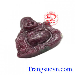 Đá ruby mang nhiều nguồn năng lượng tích cực đem đến sự bình an, may mắn cho người sở hữu.