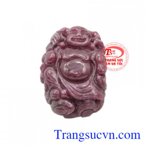 Mặt phật Di Lặc ruby lộc phát là biểu tượng của sự hài hòa, niềm vui và hạnh phúc.