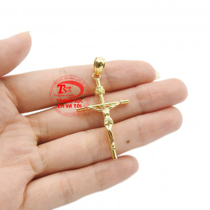 Mỗi khi đeo chiếc mặt dây lại nhắc nhở về sự hy sinh của Chúa để cứu chuộc tội lỗi cho cả nhân loại. Mặt thánh giá vàng tây đẹp