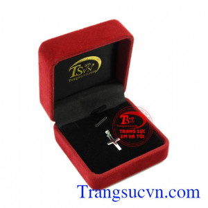 Mặt thánh giá vàng trắng tinh tế giao hàng trên toàn quốc.