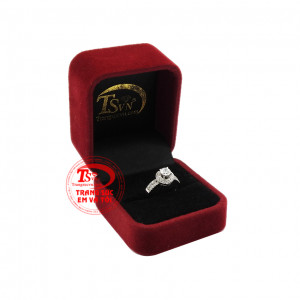 Sản phẩm chế tác từ vàng tây 18k đảm bảo độ bền đẹp với thời gian. Nhẫn nữ vàng trắng rạng rỡ