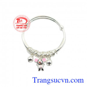 Vòng bạc tuổi tý tinh nghịch