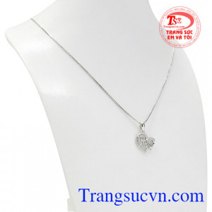 Lấy cảm hứng từ tình yêu thương bao la của mẹ để tạo nên một sản phẩm hoàn mỹ, xinh xắn.