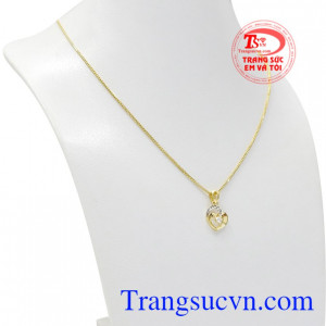 Trang sức phụ kiện góp phần tăng thêm phong cách, thần thái cho người đeo.