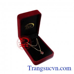 Bộ trang sức ruby nhỏ xinh được bảo hành uy tín, giao hàng toàn quốc. 