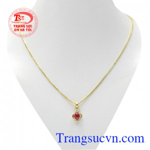Bộ trang sức ruby nhỏ xinh