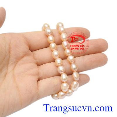 Chuỗi cổ ngọc trai kiêu sa mang đến nét đẹp của người con gái phương Đông.