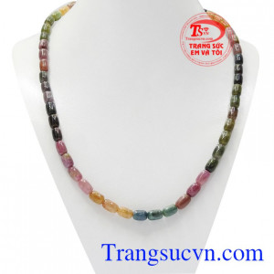 Chuỗi cổ Tourmaline đại cát nhiều màu, chất lượng cao.