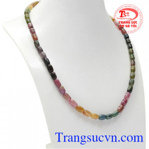 Sản phẩm đem đến may mắn cho người đeo phù hợp với nhiều phong cách thời trang, nhiều lứa tuổi.