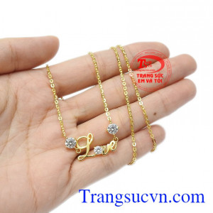 Dây chuyền chữ Love xinh xắn nhận đặt chế tác theo yêu cầu.