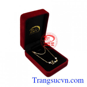 Dây chuyền chữ Love xinh xắn