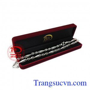 Dây chuyền bạc thương hiệu uy tín, chất lượng đảm bảo, giao hàng nhanh toàn quốc.