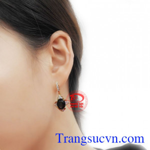 Hoa tai nữ Sapphire sao quý phái 14k