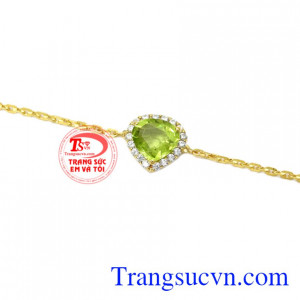 Đá Peridot hay còn được gọi là đá 