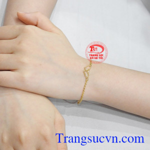 Lắc tay trái tim tình yêu giao hàng toàn quốc.