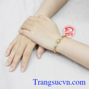 Lắc tay vàng nữ cá tính