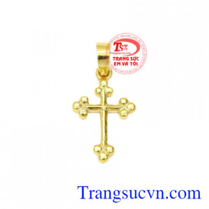 Mặt dây thánh giá nhỏ xinh được thiết kế đơn giản và không bao giờ bị lỗi mốt.